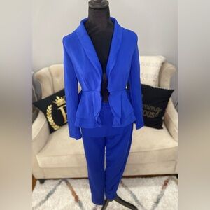 Elegant Blue Women's Suit Set